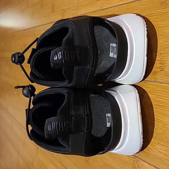 Fitflop Waterproof Shoe - Picture 3 of 7